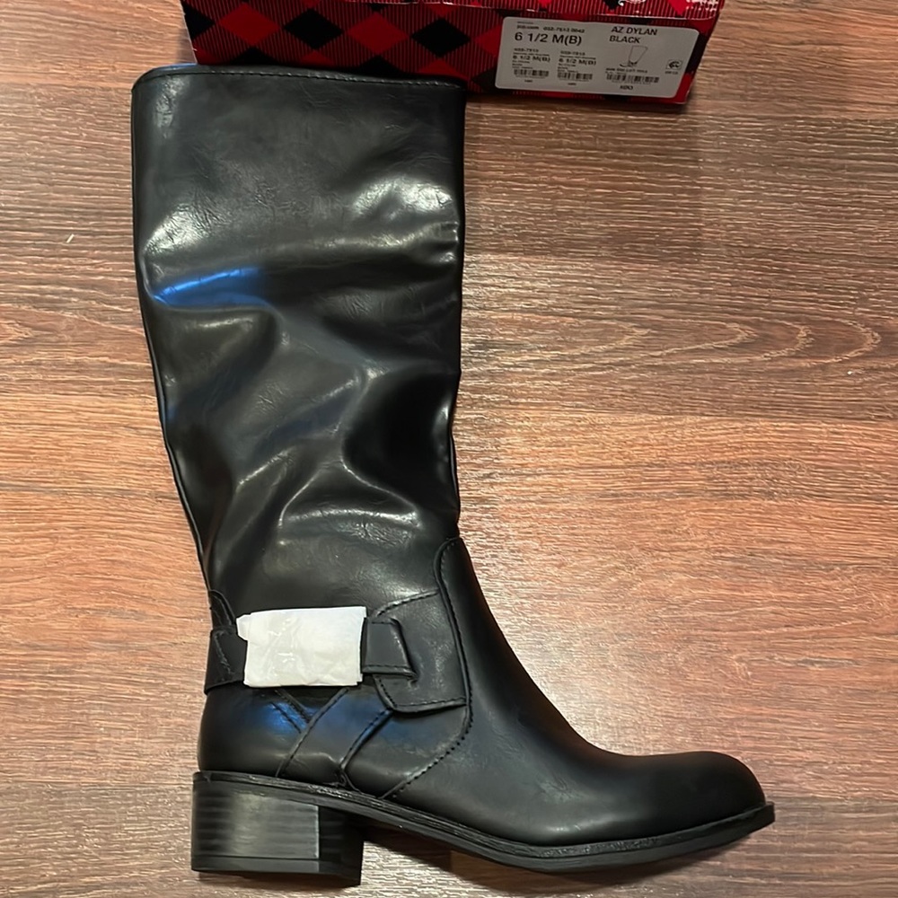 Brand New! Arizona high boots with zipper on the inside with a 1” heel.